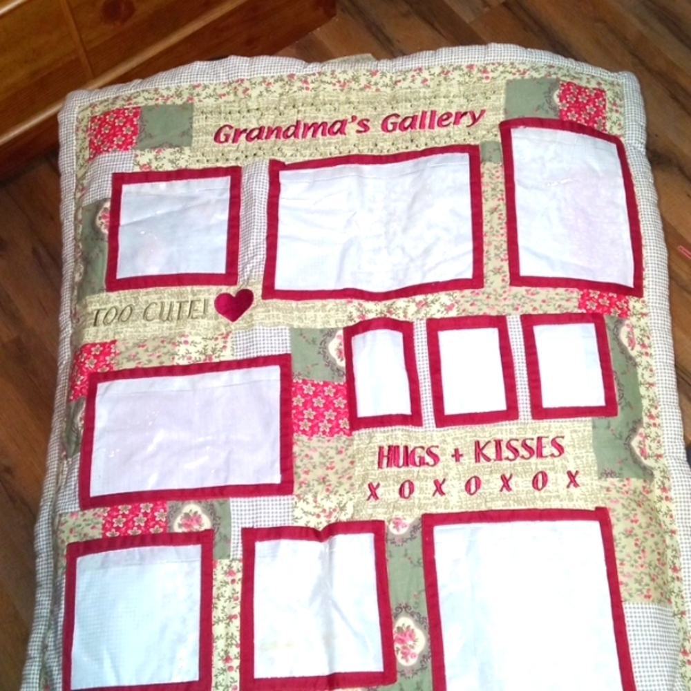 Grandma's Gallery picture holder